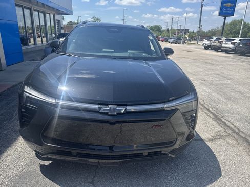 Used 2025 Chevrolet Blazer EV RS AWD/4WD image 3
