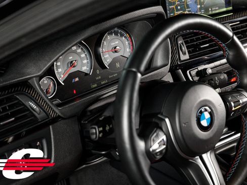 Used 2015 BMW M4 Coupe image 17