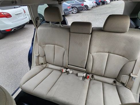 Used 2011 Subaru Outback 2.5i Premium image 27