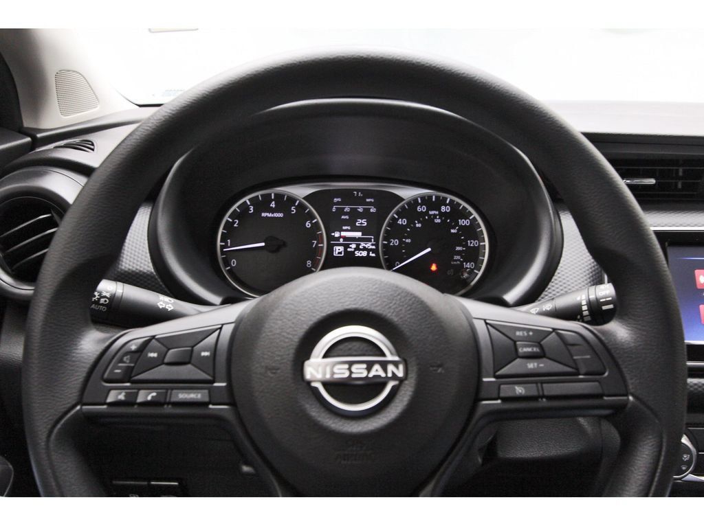 Used 2025 Nissan Kicks Play S FWD image 13