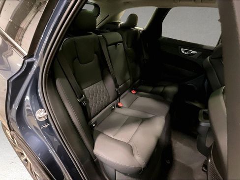 New 2026 Volvo XC60 B5 Plus w/ Protection Package Premier AWD/4WD image 10