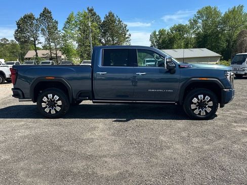 New 2026 GMC Sierra 2500 Denali w/ Denali Reserve Package image 5