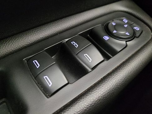 Used 2022 GMC Terrain SLE w/ Driver Convenience Package image 27