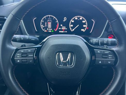 Used 2025 Honda Pilot Sport image 21