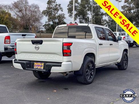 Used 2023 Nissan Frontier SV w/ SV Convenience Package image 32