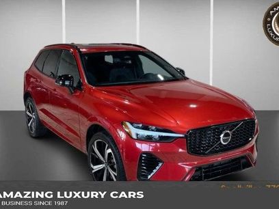 Used 2022 Volvo XC60 T8 R-Design w/ Advanced Package