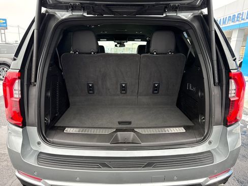 Used 2025 GMC Yukon Denali image 28