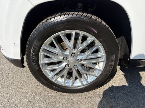 Used 2018 Jeep Grand Cherokee Summit AWD/4WD image 13