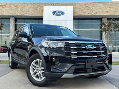 New 2025 Ford Explorer Active w/ Active Comfort Package