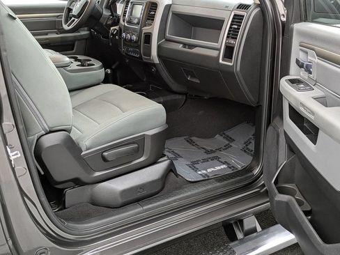 Used 2016 RAM 2500 Tradesman w/ Chrome Appearance Group AWD/4WD image 26