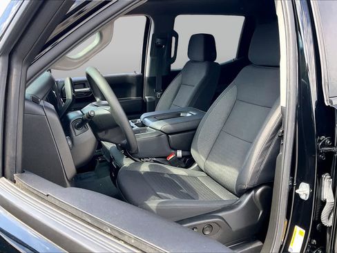 Used 2022 Chevrolet Silverado 1500 Custom RWD image 9