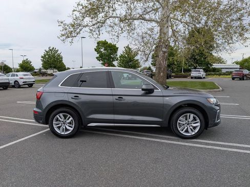Certified 2023 Audi Q5 2.0T Premium w/ Convenience Package AWD/4WD image 8