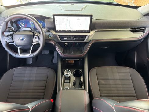 Used 2025 Ford Explorer ST-Line w/ Premium Package RWD image 24
