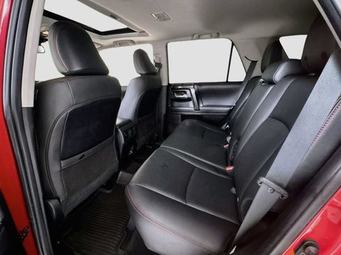 Used 2021 Toyota 4Runner TRD Off-Road Premium w/ Moonroof Package AWD/4WD image 24