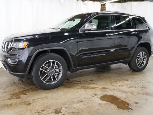 Used 2022 Jeep Grand Cherokee Limited AWD/4WD image 10