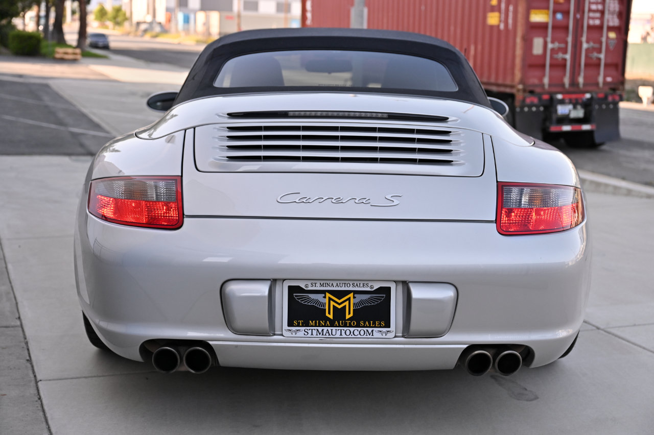 Used 2005 Porsche 911 Carrera S RWD image 9