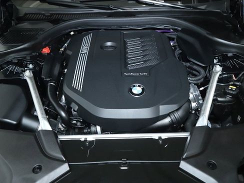 Certified 2022 BMW 540i xDrive 540i xDrive w/ M Sport Package image 37