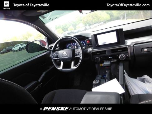 Used 2025 Toyota 4Runner TRD Off-Road AWD/4WD image 6