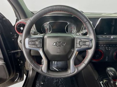 Used 2022 Chevrolet Blazer RS FWD image 11