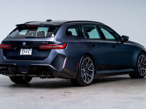 Used 2025 BMW M5 Touring AWD/4WD image 6