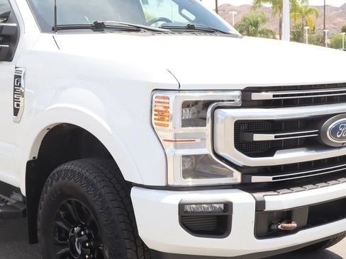 Used 2022 Ford F350 Platinum w/ Tremor Off-Road Package AWD/4WD image 9