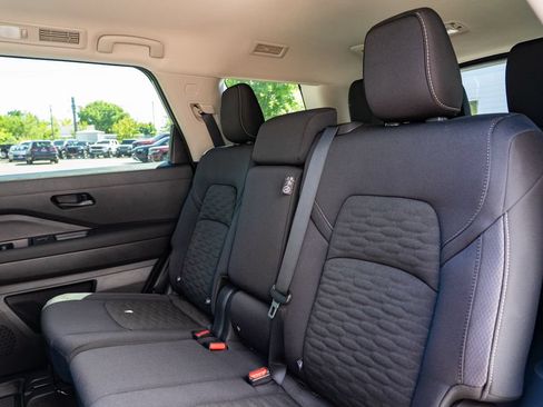 Used 2026 Nissan Pathfinder SV w/ Cargo Package AWD/4WD image 22