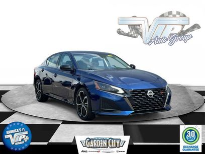 Used 2024 Nissan Altima 2.5 SR