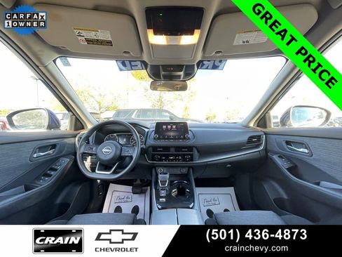 Used 2023 Nissan Rogue SV image 27