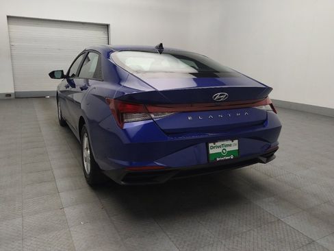 Used 2023 Hyundai Elantra SE w/ Preferred Accessory Package image 5