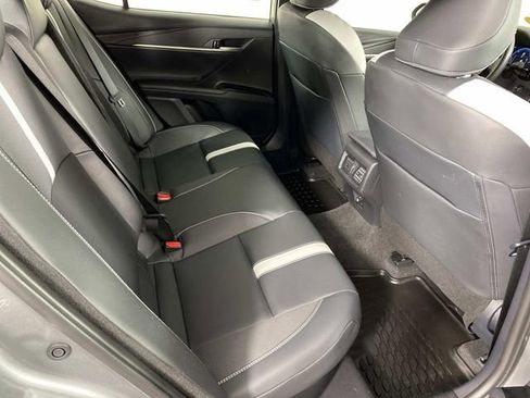 Used 2025 Toyota Camry SE w/ Convenience Package AWD/4WD image 12
