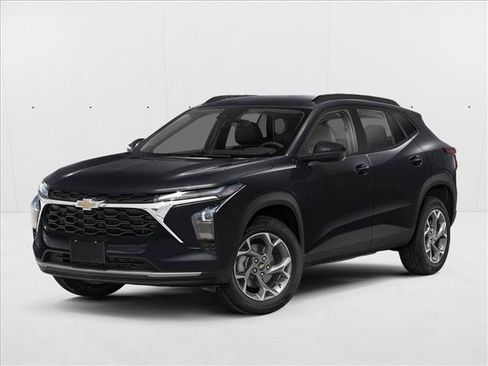 Used 2025 Chevrolet Trax LT FWD image 1