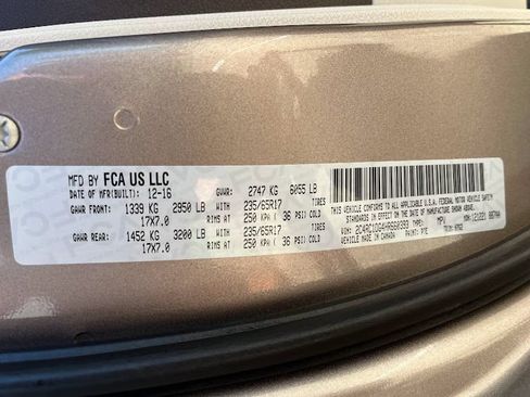 Used 2017 Chrysler Pacifica Touring FWD image 7