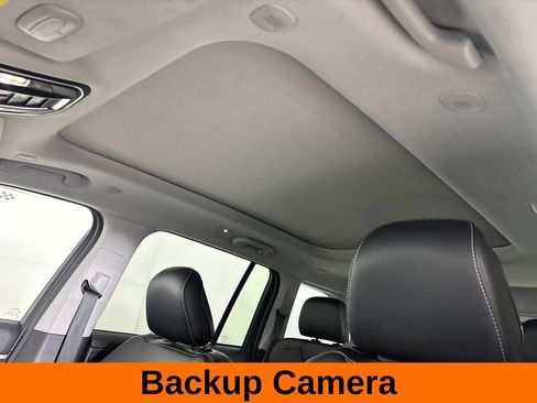 Used 2023 Jeep Grand Cherokee Limited AWD/4WD image 12