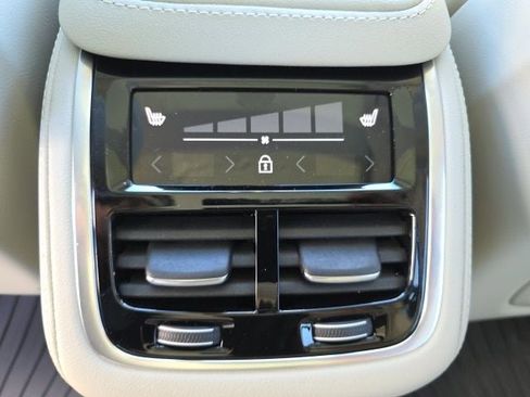 New 2026 Volvo XC90 T8 Ultra w/ Protection Package Premier image 21