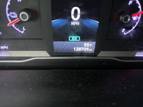 Used 2022 Hyundai Tucson Blue AWD/4WD image 21
