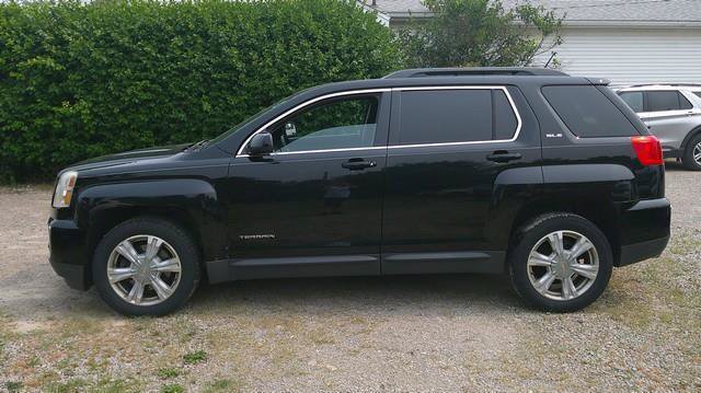 Used 2017 GMC Terrain SLE w/ Convenience Package FWD image 11