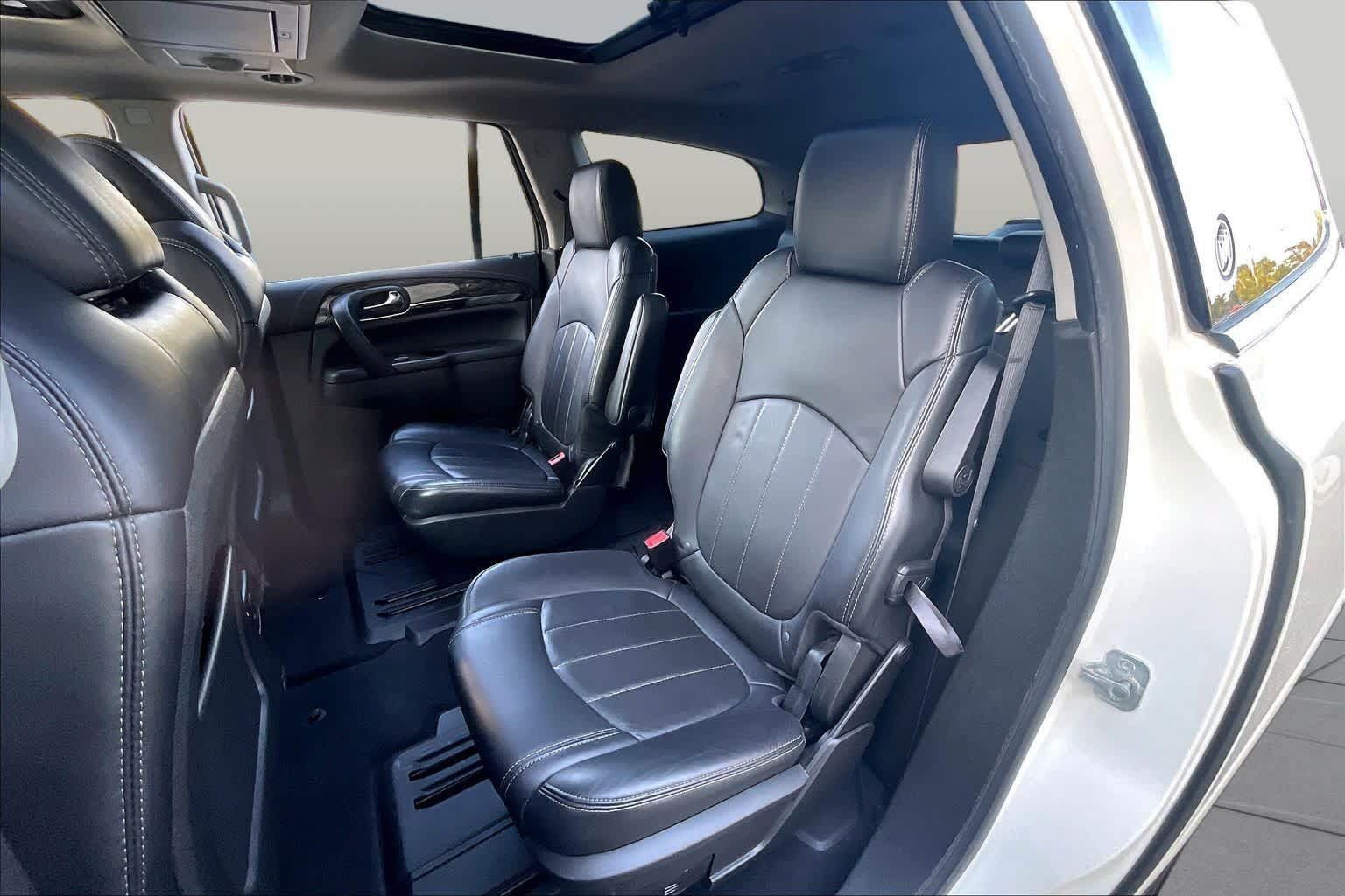 Used 2014 Buick Enclave Premium AWD/4WD image 20