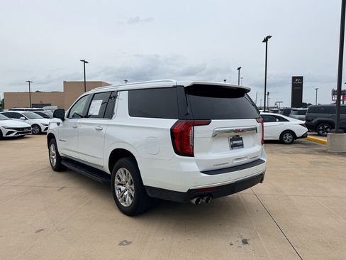 Used 2021 GMC Yukon XL Denali RWD image 7