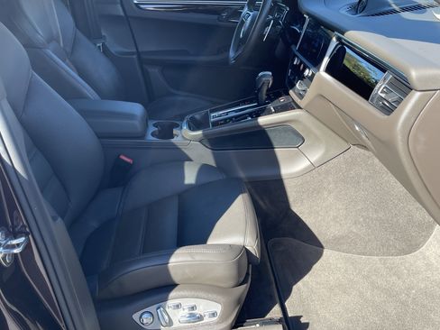 Used 2023 Porsche Macan S image 14