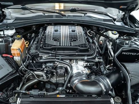 Used 2018 Chevrolet Camaro ZL1 RWD image 33