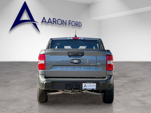 Used 2025 Ford Maverick XLT w/ Equipment Group 301A image 4
