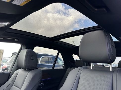 New 2025 Mercedes-Benz GLE 450 4MATIC image 16