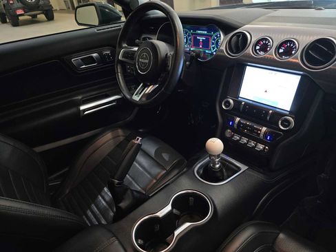 Used 2019 Ford Mustang Bullitt RWD image 28