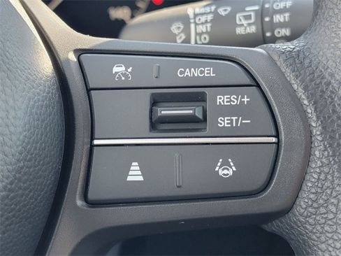 Used 2025 Honda CR-V LX image 14