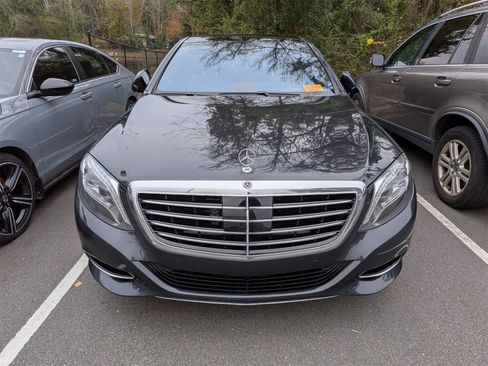 Used 2017 Mercedes-Benz S 550 Sedan image 6