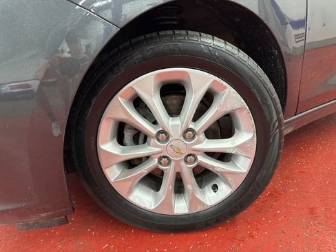 Used 2021 Chevrolet Spark LT image 43