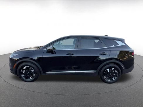 Used 2026 Kia Sportage LX FWD image 9