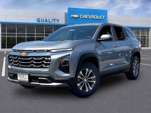 New 2027 Chevrolet Equinox LT w/ Convenience Package II FWD image 2