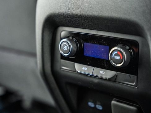 New 2026 Chevrolet Traverse LT w/ Sun and Wheel Package image 35