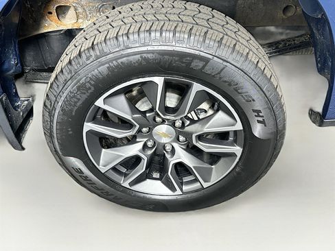 Used 2024 Chevrolet Silverado 1500 LT image 11